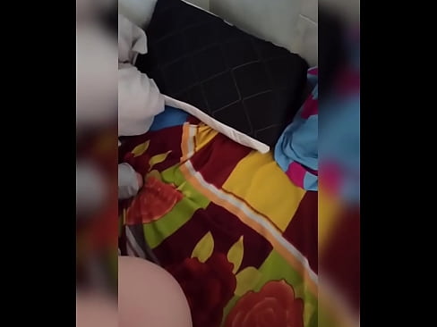 ❤️ Mnzanga amene ndimagona naye amakhala yekha kunyumba chifukwa mwamuna wake amapita kutchuthi ndipo ndimatenga mwaiwo kumuseweretsa ndikudzaza matako ake ndi mkaka. Kanema wakugonana pa ny.pornma-com.ru ﹏
